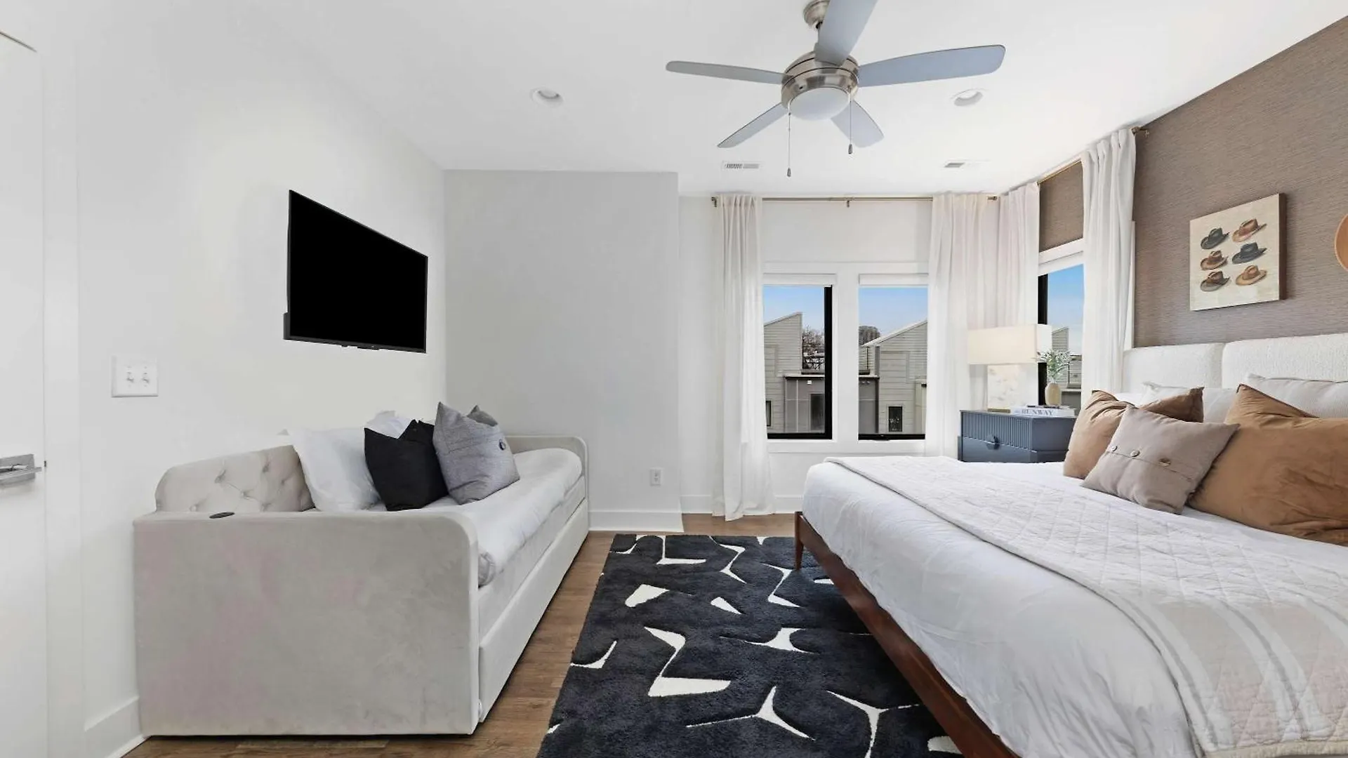 Tatil Evi The Hawkins House - Walk To Gulch, Rooftop Views! Nashville