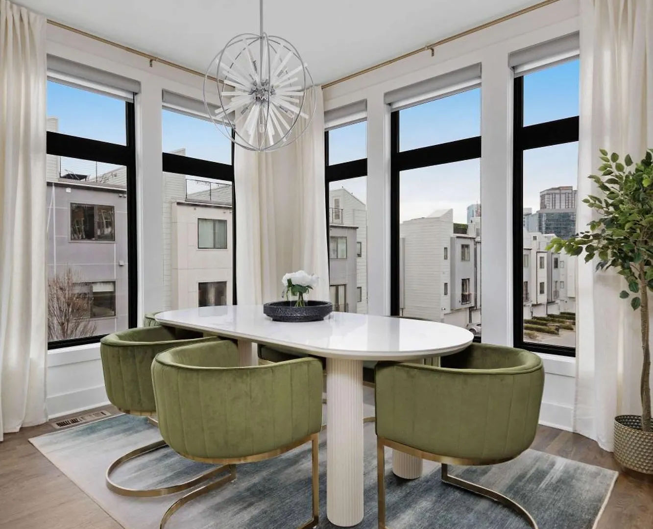 The Hawkins House - Walk To Gulch, Rooftop Views! Nashville ABD